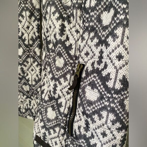 G.H. BASS & CO women’s puffer vest winter gorpcore Nordic fair isle size L EUC - Picture 7 of 16